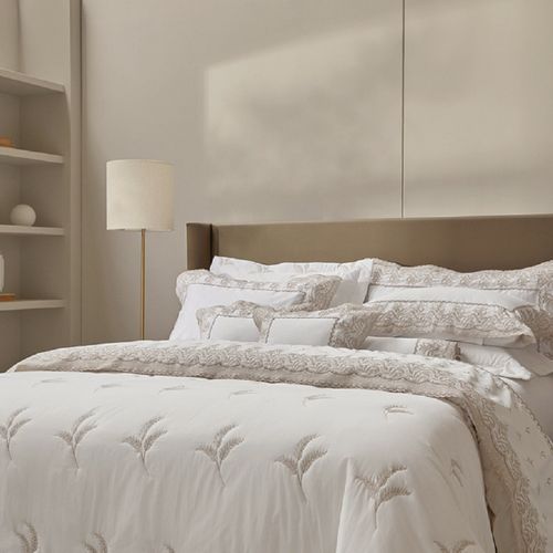 Fronha Trussardi 300 Fios Cetim 100% Algodão Egípcio La Collina