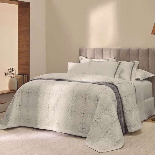Colcha Casal Trussardi 2 Porta Travesseiros 200 Fios Percal 100% Algodão Ravizza Branco/Árdozia