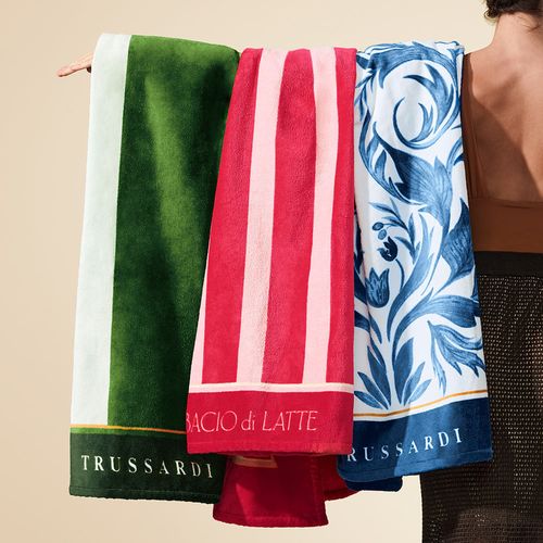 Toalha de Praia Trussardi + Bacio di Latte Moldura